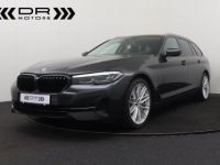 BMW Série 5 Touring  518 dA FACELIFT BUSINESS EDITION - LEDER NAVI PROFESSIONAL LED MIRROR LINK - <small></small> 33.995 € <small>TTC</small> - #1