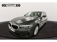 BMW Série 5 Touring 530 e - NAVI HARMANN KARDON REAR SEAT ENTERTAINMENT DAB - <small></small> 34.995 € <small>TTC</small> - #1