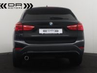 BMW X1 16d sDrive FACELIFT - ADVANTAGE BUSINESS NAVI TOPSTAAT - <small></small> 18.995 € <small>TTC</small> - #3