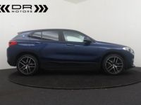 BMW X2 16dA sDrive - TOPSTAAT NAVIGATIE LED - <small></small> 19.495 € <small>TTC</small> - #4