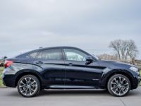 BMW X6 3.0dAS xDrive M-Pack - 1 EIGENAAR - HISTORIEK - CARBON -  ZETELVERWARMING - PANO DAK - PARKEERSENSOREN - KEYLESS START - EURO 6 - <small></small> 43.999 € <small>TTC</small> - #11