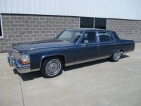 Cadillac Brougham d'Elegance  - <small></small> 26.000 € <small>TTC</small> - #38