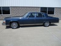 Cadillac Brougham d'Elegance  - <small></small> 26.000 € <small>TTC</small> - #39