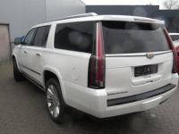 Cadillac Escalade 2017 6.2i V8 Platinum ESV Lichte vracht - <small></small> 49.500 € <small>TTC</small> - #2