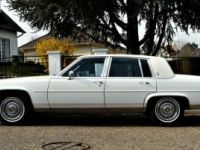 Cadillac Fleetwood Brougham - <small></small> 26.400 € <small>TTC</small> - #2