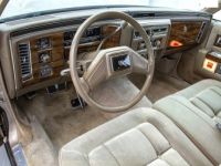 Cadillac Fleetwood Brougham - <small></small> 18.900 € <small>TTC</small> - #6