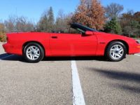 Chevrolet Camaro sport coupe & convertible  - <small></small> 23.000 € <small>TTC</small> - #2