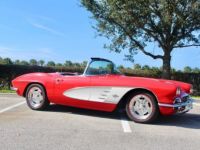 Chevrolet Corvette C1 2dr Convertible SYLC EXPORT - <small></small> 70.090 € <small>TTC</small> - #2