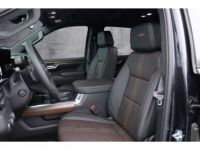 Chevrolet Silverado 2024 1500 / HIGH COUNTRY 6,2L V8 - <small></small> 89.989 € <small></small> - #13