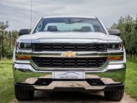 Chevrolet Silverado 5.3i V8 - HARDTOP - 3 PLAATSEN - LICHTE VRACHT - APPLE CARPLAY - CAMERA - XENON - TREKHAAK - <small></small> 35.999 € <small>TTC</small> - #5