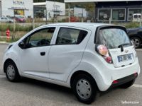 Chevrolet Spark 1.0 Ess 68ch 5P Crit'Air 1 - <small></small> 3.490 € <small>TTC</small> - #2