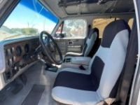 Chevrolet Suburban 1/2 ton nominal - <small></small> 15.800 € <small>TTC</small> - #10