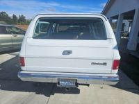 Chevrolet Suburban  - <small></small> 24.500 € <small>TTC</small> - #7