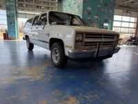 Chevrolet Suburban  - <small></small> 18.600 € <small>TTC</small> - #10