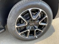 Chevrolet Suburban RST 4x4 V8 5.3L - PAS DE MALUS - <small></small> 112.900 € <small></small> - #22