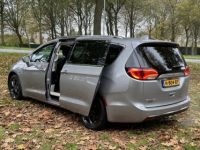 Chrysler Pacifica 2017 3.6 Benzine Stow&Go - <small></small> 38.900 € <small>TTC</small> - #15