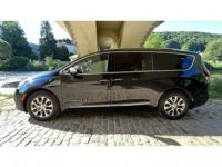 Chrysler Pacifica Limited Pinnacle Hybrid - <small></small> 81.350 € <small></small> - #4