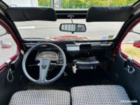 Citroen 2CV 2 CV Citroën Charleston 2CV6 29ch BVM4 Cabriolet 1988 4 places Très bel état général Dossier factures Kilométrage garanti Capote en parfait Tissu pied - <small></small> 17.990 € <small>TTC</small> - #2