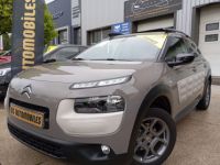 Citroen C4 Cactus 1.2 82cv led navigation 19.900klm seulement Crit air 1 garantie 12 mois 9990 dispo dessuit - <small></small> 9.990 € <small>TTC</small> - #1