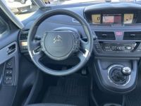 Citroen C4 Citroën Picasso 1.6 HDI 110ch Business 1erMain Clim Régulateur GPS DistriOK - <small></small> 5.990 € <small>TTC</small> - #16