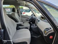 Citroen C4 Grand Picasso 1.6 HDI110 FAP EXCLUSIVE 7PL - <small></small> 3.900 € <small>TTC</small> - #18