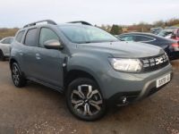 Dacia Duster 5 DCI 115 CV JOURNEY 4X4 GPS 3D CAMÉRA FULL LED USB RE JA 17 ATTELAGE RÉGULATEUR - <small></small> 24.500 € <small>TTC</small> - #1