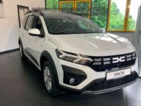 Dacia Jogger  III 1.6 HYBRID 140 4X2 EXPRESSION BVA - <small></small> 26.990 € <small>TTC</small> - #1