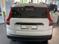 Dacia Jogger  III 1.6 HYBRID 140 4X2 EXPRESSION BVA - <small></small> 26.990 € <small>TTC</small> - #4