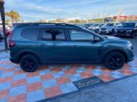 Dacia Jogger TCe 110 SL EXTREME + PACK NAVIGATION & CONFORT - <small></small> 22.450 € <small>TTC</small> - #4