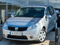 Dacia Sandero 1.6l - <small></small> 3.990 € <small>TTC</small> - #1