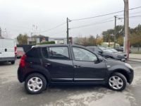 Dacia Sandero Black-Line GPL 2010 1.4 MPI - <small></small> 5.490 € <small>TTC</small> - #3