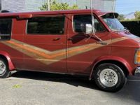 Dodge B Series B200 Van  - <small></small> 24.000 € <small>TTC</small> - #20