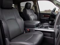 Dodge Ram 1500 Laramie 5.7 V8 4X4 LPG 5pl. - LICHTE VRACHT - ZETELVENTILATIE - CRUISECONTROL - ALPINE - PANO DAK - <small></small> 25.999 € <small>TTC</small> - #17