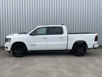 Dodge Ram 2024 Pick Up 1500 4x4 Crew Cab Laramie Night RAMbox - <small></small> 69.950 € <small></small> - #4