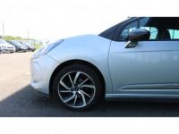 DS DS 3 1.2i PureTech 12V S&S - 110 BERLINE So Chic PHASE - <small></small> 9.900 € <small>TTC</small> - #13