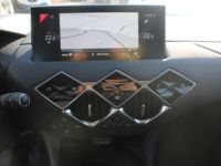 DS DS 3 CROSSBACK BUSINESS ESSENCE 100 CV BOITE 6V GPS 3D USB BLUETOOTH RÉGULATEUR CLIM AUTO - <small></small> 16.900 € <small>TTC</small> - #12