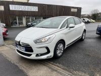 DS DS 5 DS5 1.6 BlueHDi FAP - 120 So Chic Gps + Radar AR + Clim - <small></small> 11.990 € <small>TTC</small> - #1