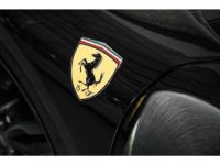 Ferrari 296 GTB TAILOR MADE - NOIR/JAUNE - 3.0 Turbo V6 Hybride 830 ch - <small></small> 324.990 € <small></small> - #15