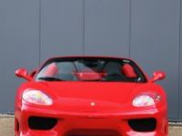 Ferrari 360 Modena Spider - Manual 3.6L V8 producing 395 bhp - <small></small> 105.000 € <small>TTC</small> - #17