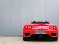 Ferrari 360 Modena Spider - Manual 3.6L V8 producing 395 bhp - <small></small> 105.000 € <small>TTC</small> - #32