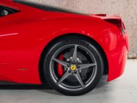 Ferrari 458 Italia V8 4.5 570 Rosso Scuderia - <small>A partir de </small>2.290 EUR <small>/ mois</small> - #12