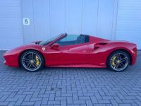 Ferrari 488 3.9 Turbo V8 F1 -- CARNET COMPLET BELGIUM CAR - <small></small> 229.990 € <small>TTC</small> - #8