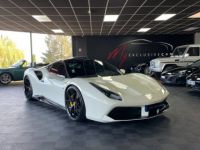 Ferrari 488 GTB - Origine France POZZI - Sièges Racing - Pack Carbone Extérieur Et Intérieur - Jupes Latérales Et Becquet AR Carbone Novitec - Gar. 12 Mois - <small></small> 219.900 € <small>TTC</small> - #2