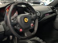 Ferrari 488 GTB - Origine France POZZI - Sièges Racing - Pack Carbone Extérieur Et Intérieur - Jupes Latérales Et Becquet AR Carbone Novitec - Gar. 12 Mois - <small></small> 219.900 € <small>TTC</small> - #27