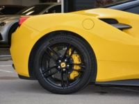 Ferrari 488 GTB 3.9 V8 670 CV FULL CARBON Giallo Modena LIFT JBL LOA : 1 730 Euros Par Mois - <small></small> 219.900 € <small>TTC</small> - #7