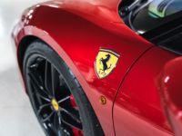 Ferrari 488 GTB Finition Atelier 3.9 670 - <small>A partir de </small>1.940 EUR <small>/ mois</small> - #10