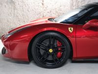 Ferrari 488 GTB Finition Atelier 3.9 670 - <small>A partir de </small>1.940 EUR <small>/ mois</small> - #9