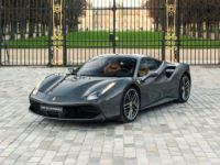 Ferrari 488 GTB *Grigio Silverstone & Cuoio* - <small></small> 224.900 € <small>TTC</small> - #1