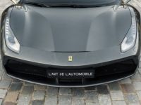 Ferrari 488 GTB *Grigio Silverstone & Cuoio* - <small></small> 224.900 € <small>TTC</small> - #31