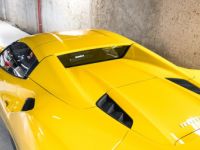 Ferrari 488 Spider Finition Atelier V8 3.9 670 - <small>A partir de </small>2.320 EUR <small>/ mois</small> - #19